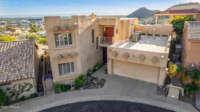 $930,000 | 31 West Beryl Avenue, Phoenix, AZ 85021