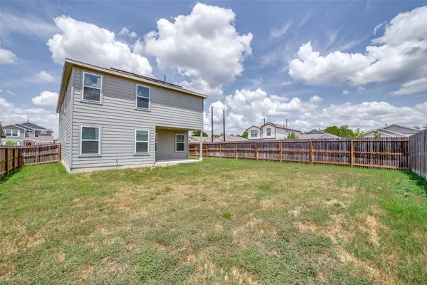 $1,800 | 10054 Bur Sedge, San Antonio, TX 78254