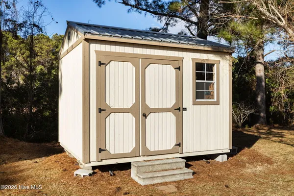 $395,000 | 115 Olga Road, Beaufort, NC 28516