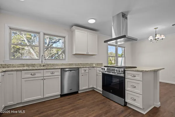 $395,000 | 115 Olga Road, Beaufort, NC 28516