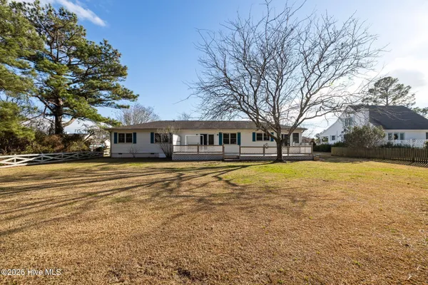 $395,000 | 115 Olga Road, Beaufort, NC 28516