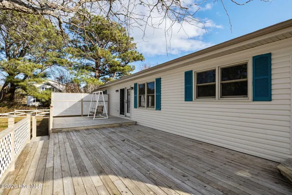 $395,000 | 115 Olga Road, Beaufort, NC 28516