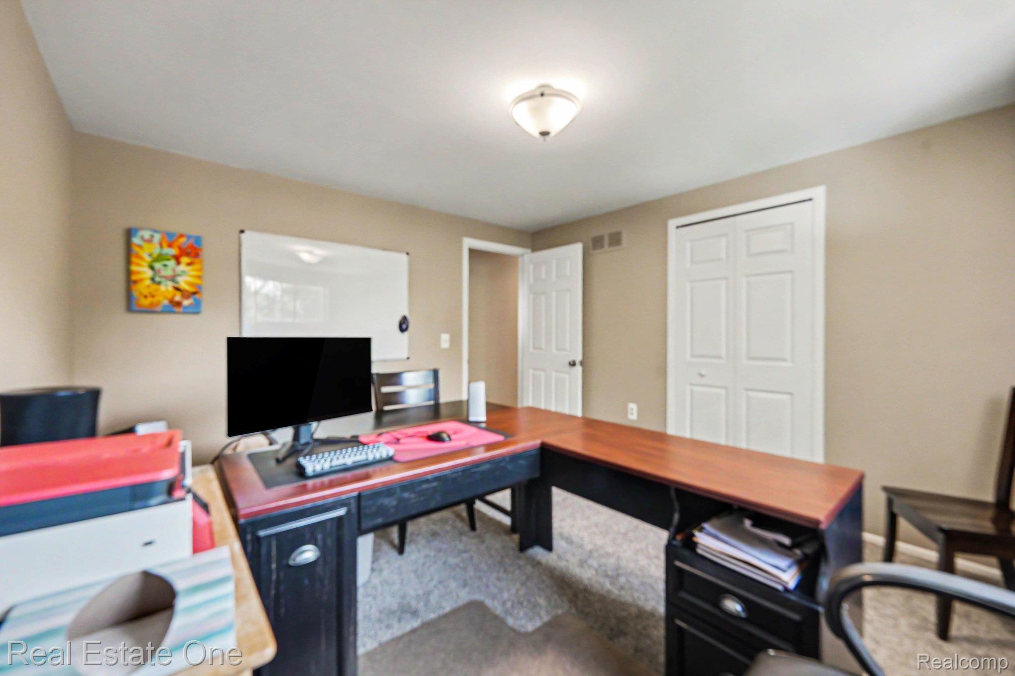2242 West Wattles Road Troy, MI 48098 - Photo 16 of 30 014_dsc00771_607.jpg