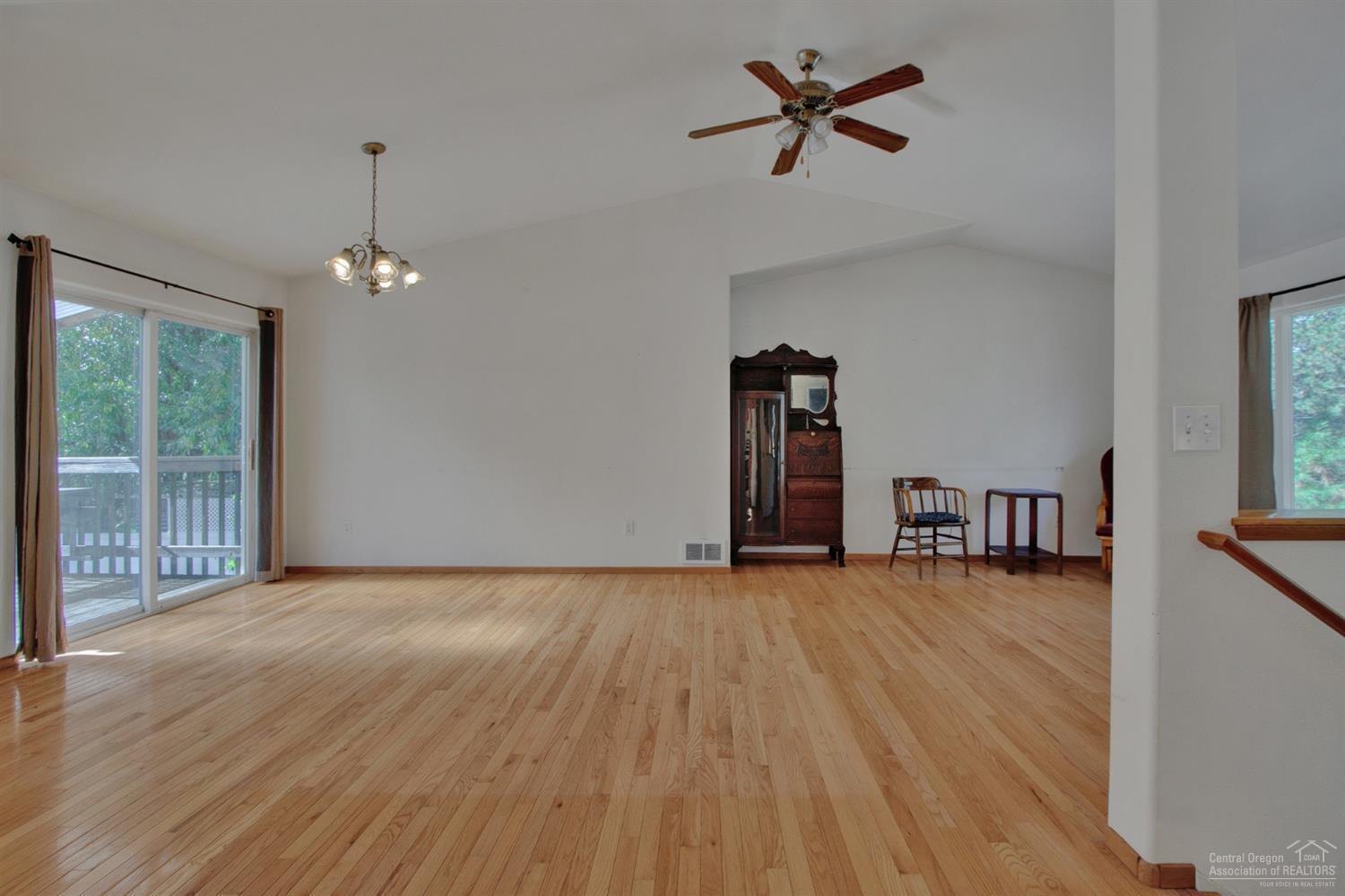 60305 Zuni Road Bend, OR 97702 - Photo 7 of 22 Additional Photo