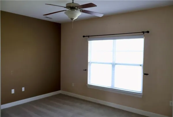 $279,500 | 396 Southeast 981st Road, Knob Noster, MO 65336