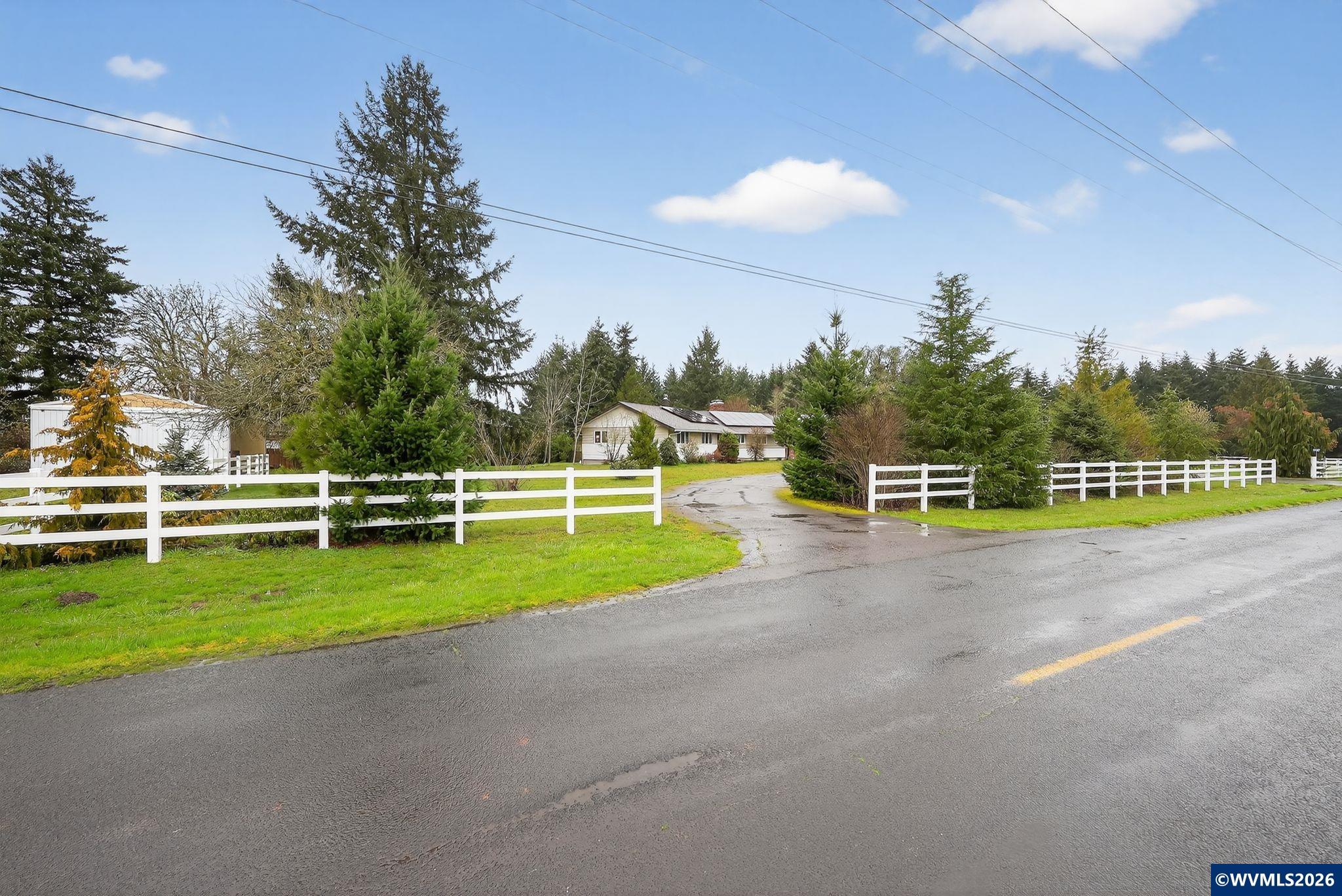 735 Southwest Mill Street Sheridan, OR 97378 - Photo 5 of 50
