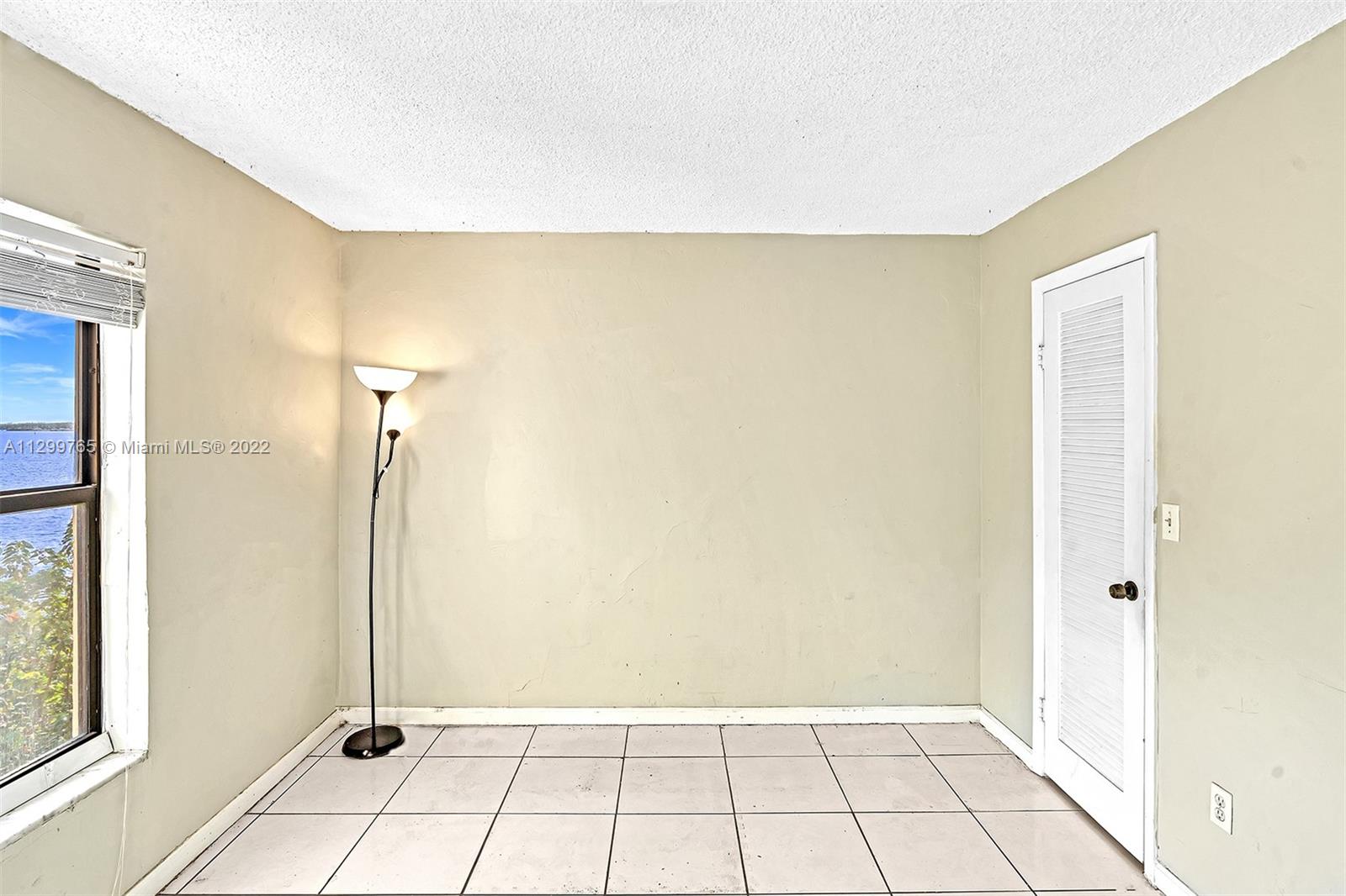 2201 Brickell Avenue, Unit 89 Miami, FL 33129 - Photo 24 of 56 a view of an empty room