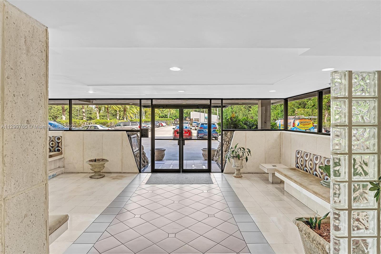 2201 Brickell Avenue, Unit 89 Miami, FL 33129 - Photo 35 of 56