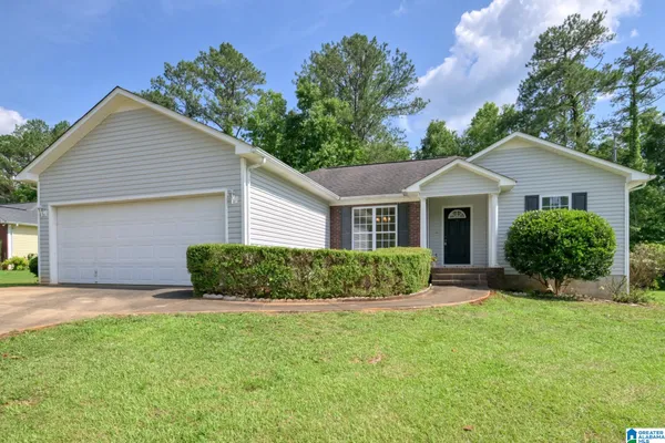 $239,900 | 506 Bernard Couch Drive, Anniston, AL 36207
