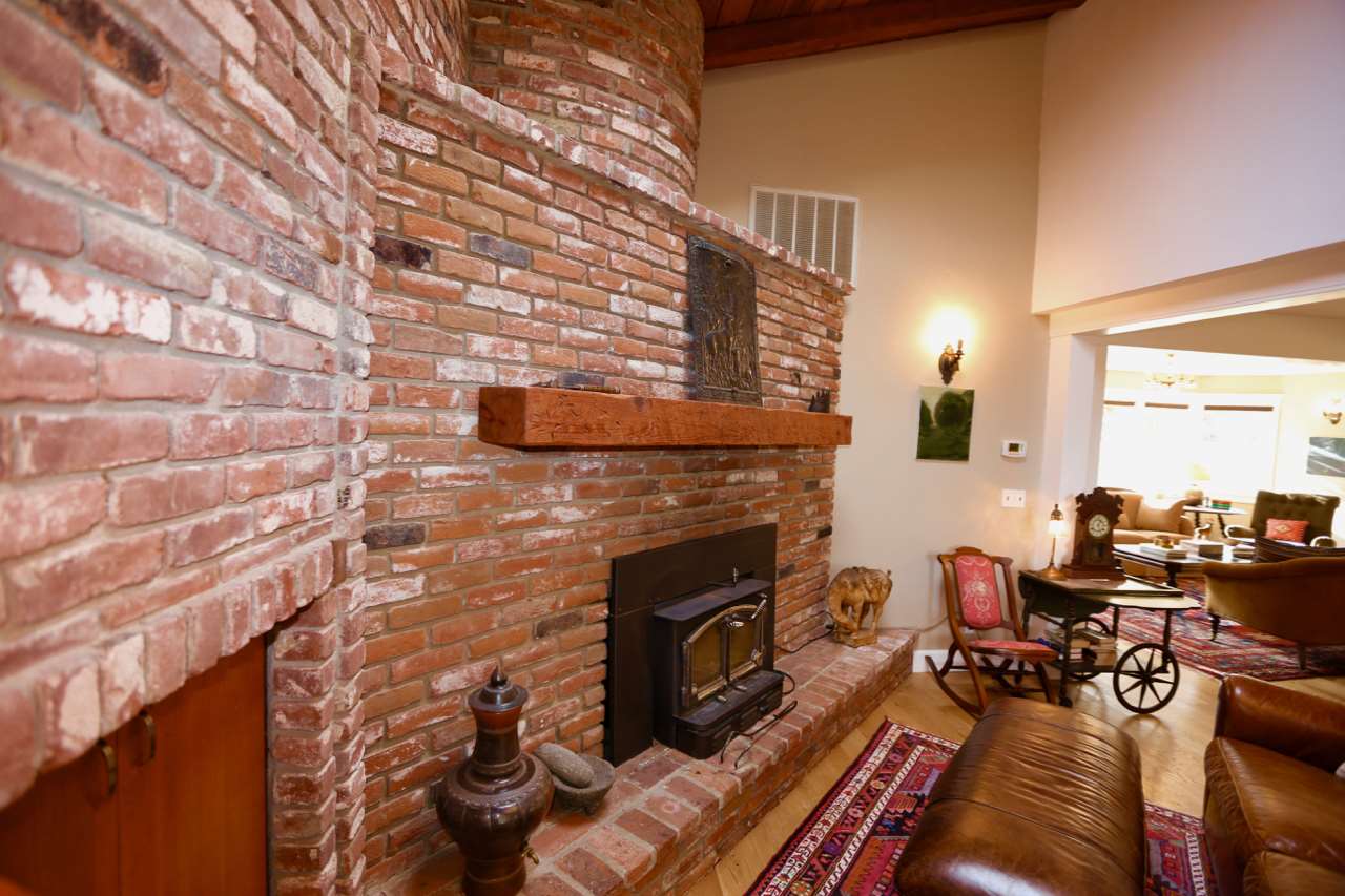 10317 North Old Stage Road Weed, CA 96094 - Photo 13 of 27 Gallery Image 13
