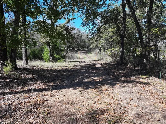 $850,000 | 1009 County Road 412, Chilton, TX 76632