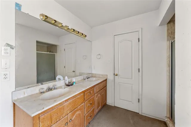 $850,000 | 1009 County Road 412, Chilton, TX 76632