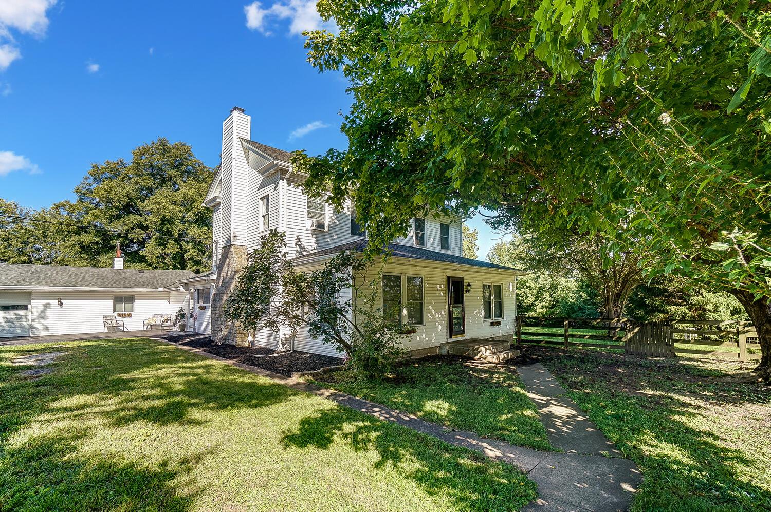 16540 State Rte 207 Mount Sterling, OH 43143 - Photo 3 of 63 50042179-006_web