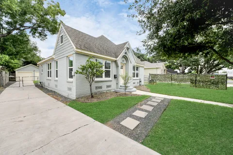 $329,000 | 609 Reid Street, Houston, TX 77022