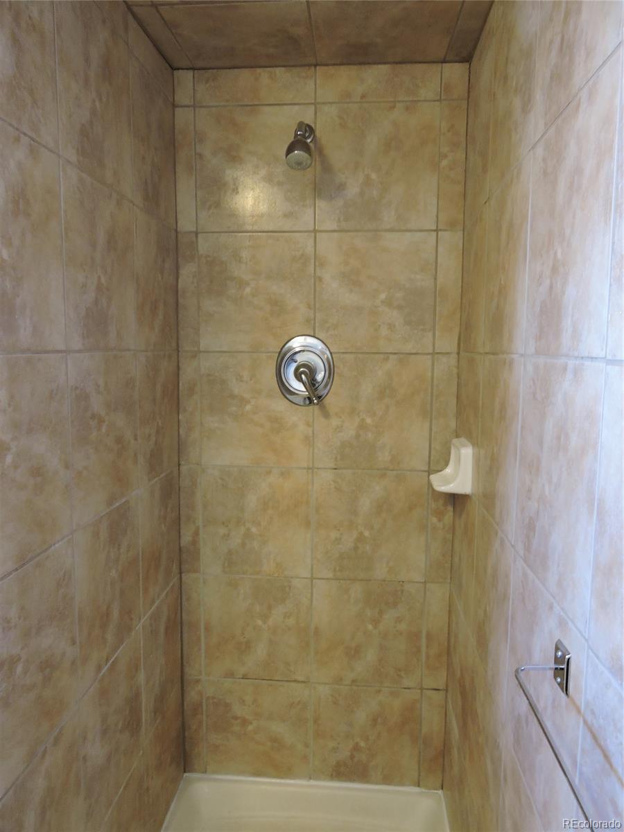 9112 Oberon Road Arvada, CO 80004 - Photo 8 of 16 Gallery Image 8
