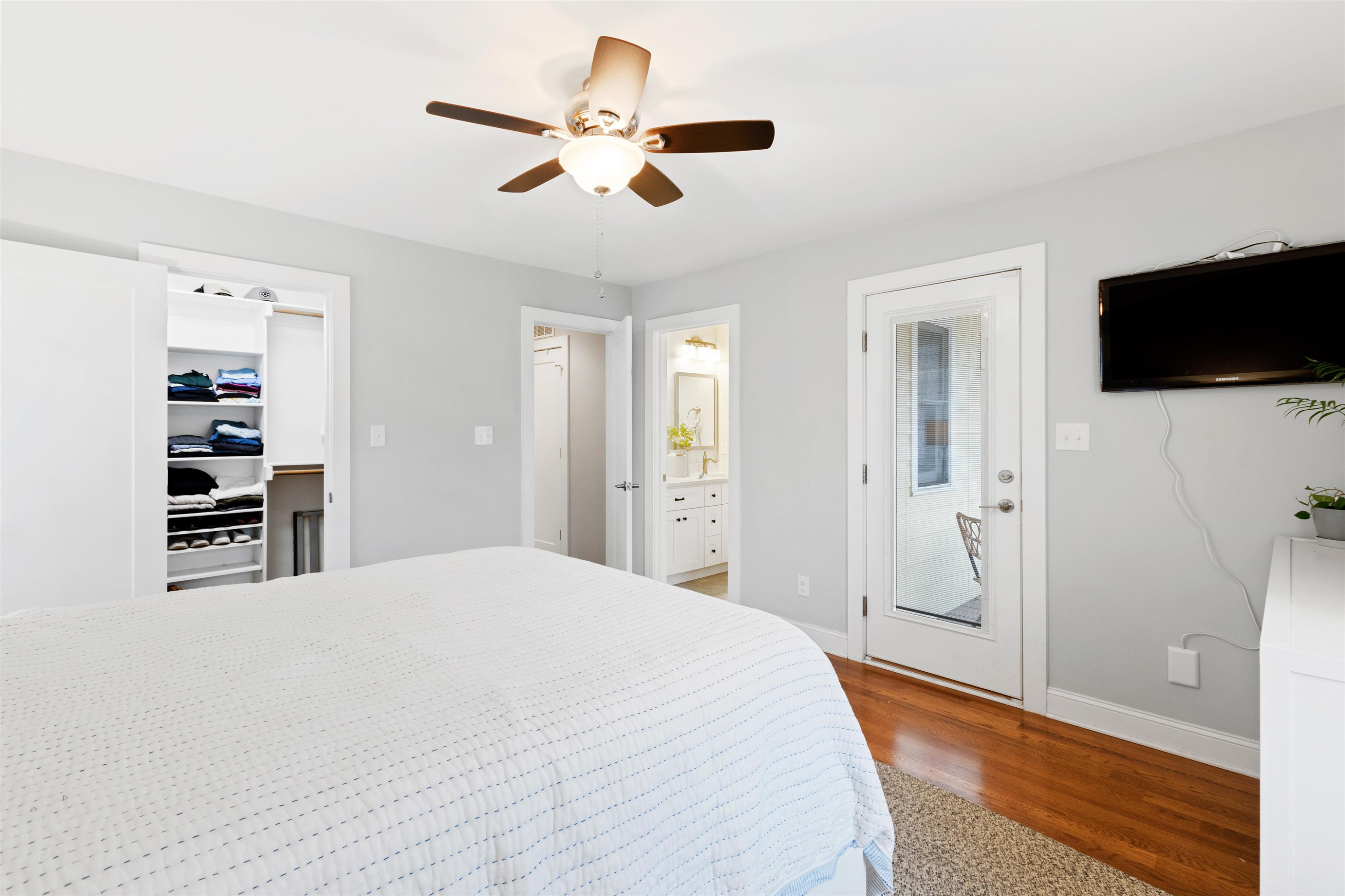 820 East Davie Street Raleigh, NC 27601 - Photo 30 of 49 Cozy master bedroom with attached balcony Master Bedroom