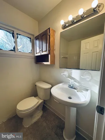 a bathroom with a tub