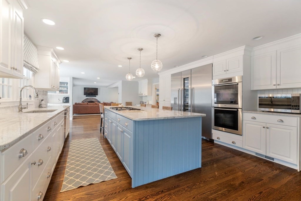 87 Pheasant Landing Road Needham, MA 02492 - Photo 11 of 30