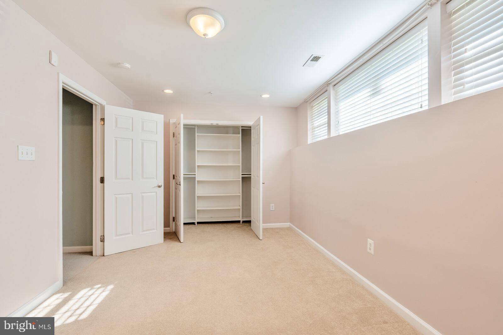 18217 Coachmans Road Germantown, MD 20874 - Photo 32 of 37 Gallery Image 32