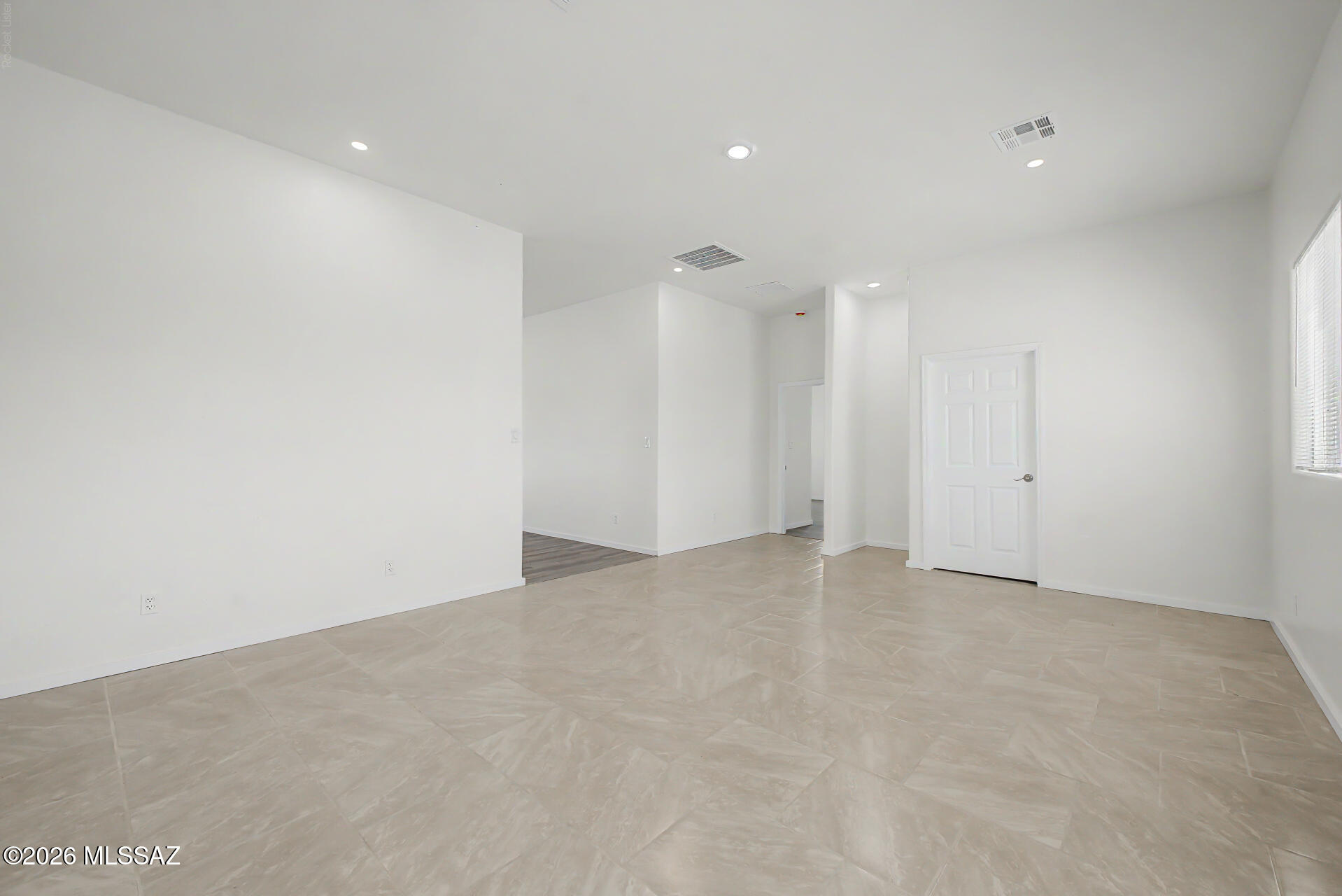8895 South Marstellar Road Tucson, AZ 85736 - Photo 7 of 41 11 - Marstellar