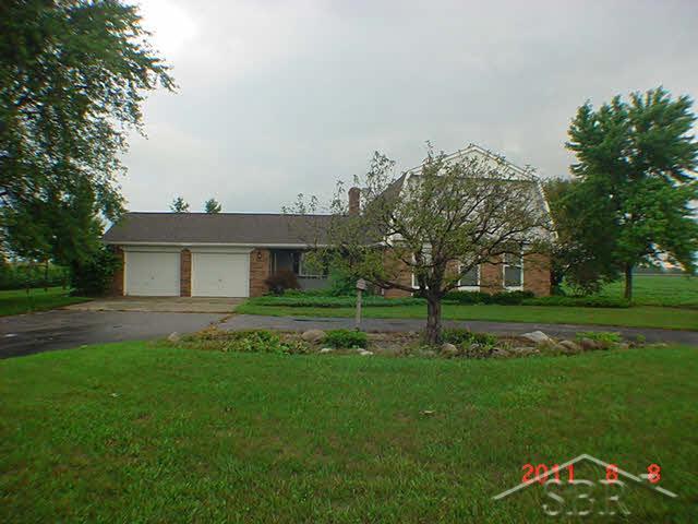 4510 Pierce Road Saginaw, MI 48604 - Photo 5 of 6 20036332-4.JPG