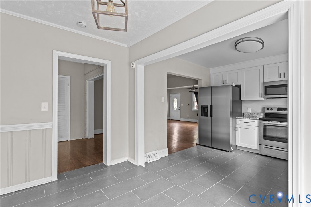 2619 Forest Hills Road Petersburg, VA 23805 - Photo 14 of 49