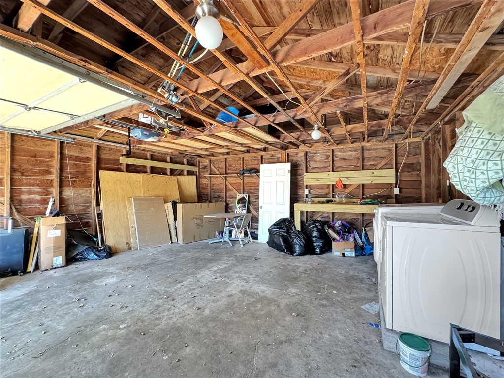 1034 Mc Clendon Street Corpus Christi, TX 78404 - Photo 18 of 19 a view of a bike garage