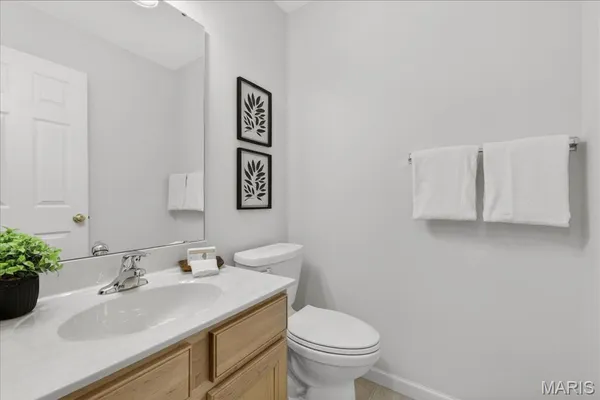 $277,500 | 1716 Preston Centre Drive, Fenton, MO 63026