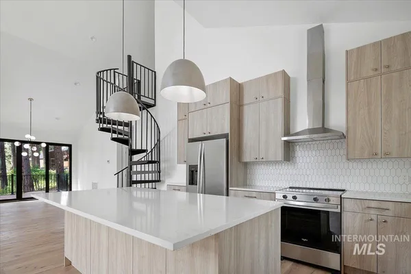 $649,000 | 7 Moonglow Circle, Garden Valley, ID 83622