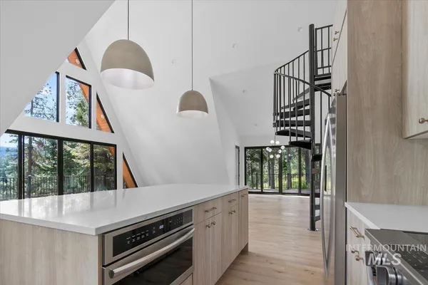 $649,000 | 7 Moonglow Circle, Garden Valley, ID 83622