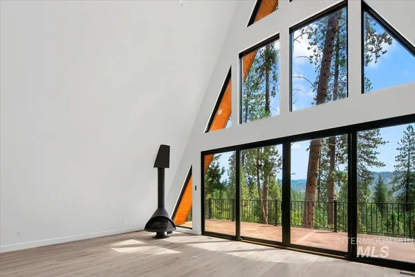 $649,000 | 7 Moonglow Circle, Garden Valley, ID 83622