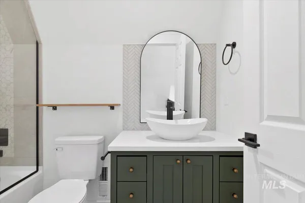 $649,000 | 7 Moonglow Circle, Garden Valley, ID 83622