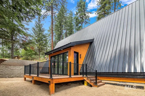 $649,000 | 7 Moonglow Circle, Garden Valley, ID 83622