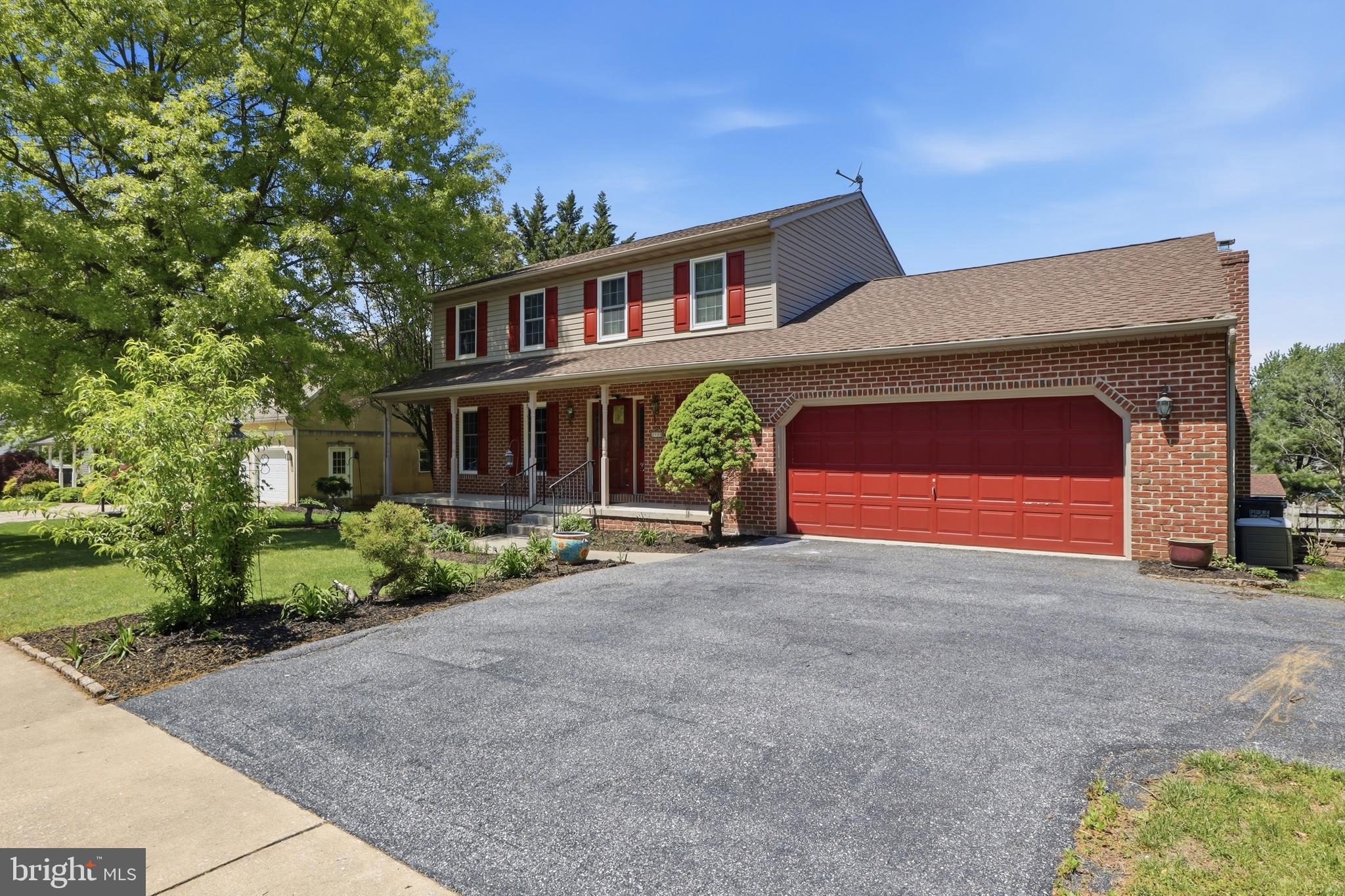 2933 Ridings Way York, PA 17408 - Photo 4 of 62 Gallery Image 4