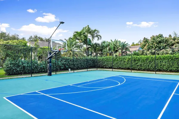 a view of a tennis court