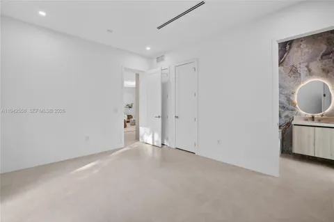 $2,199,000 | 809 Southwest 12th Avenue, Fort Lauderdale, FL 33312