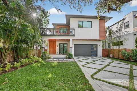 $2,199,000 | 809 Southwest 12th Avenue, Fort Lauderdale, FL 33312