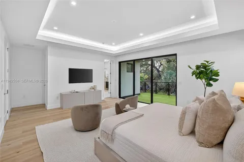 $2,199,000 | 809 Southwest 12th Avenue, Fort Lauderdale, FL 33312