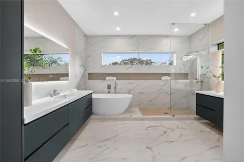 $2,199,000 | 809 Southwest 12th Avenue, Fort Lauderdale, FL 33312