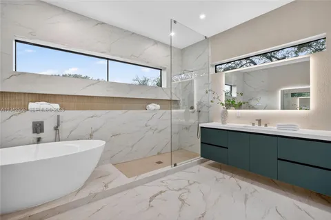 $2,199,000 | 809 Southwest 12th Avenue, Fort Lauderdale, FL 33312