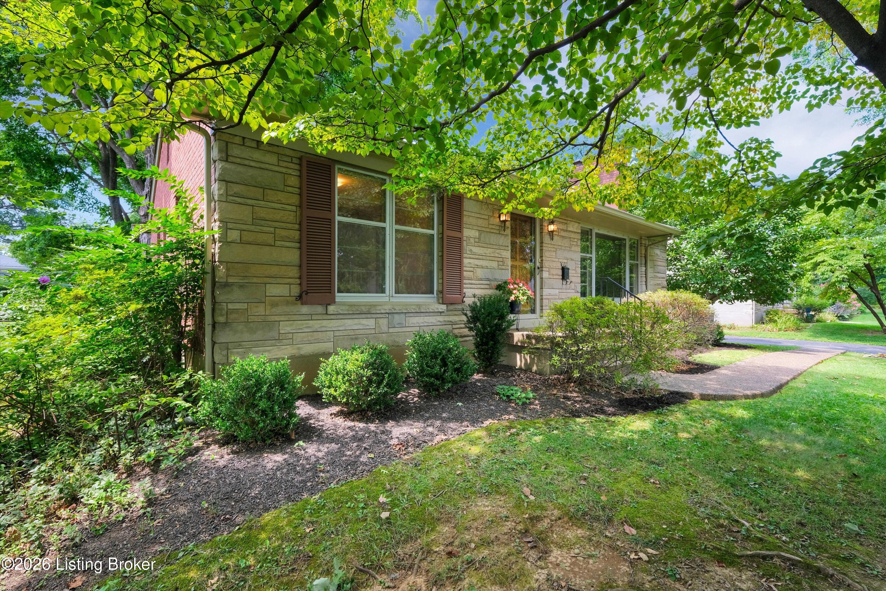03-204 Biltmore Rd