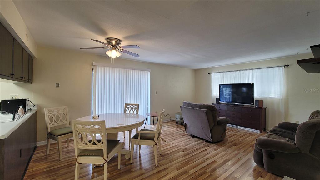 415 Northwest 39th Road, Unit E Gainesville, FL 32607 - Photo 4 of 14