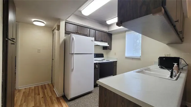 $1,300 | 415 Northwest 39th Road, Unit E, Gainesville, FL 32607