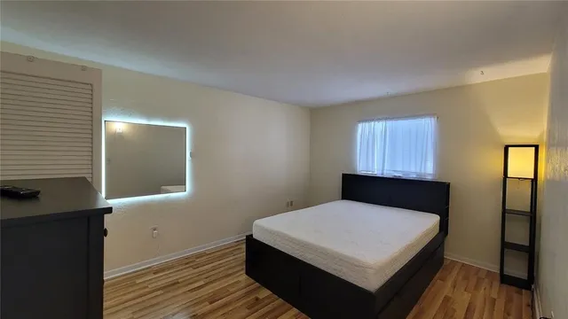 $1,300 | 415 Northwest 39th Road, Unit E, Gainesville, FL 32607