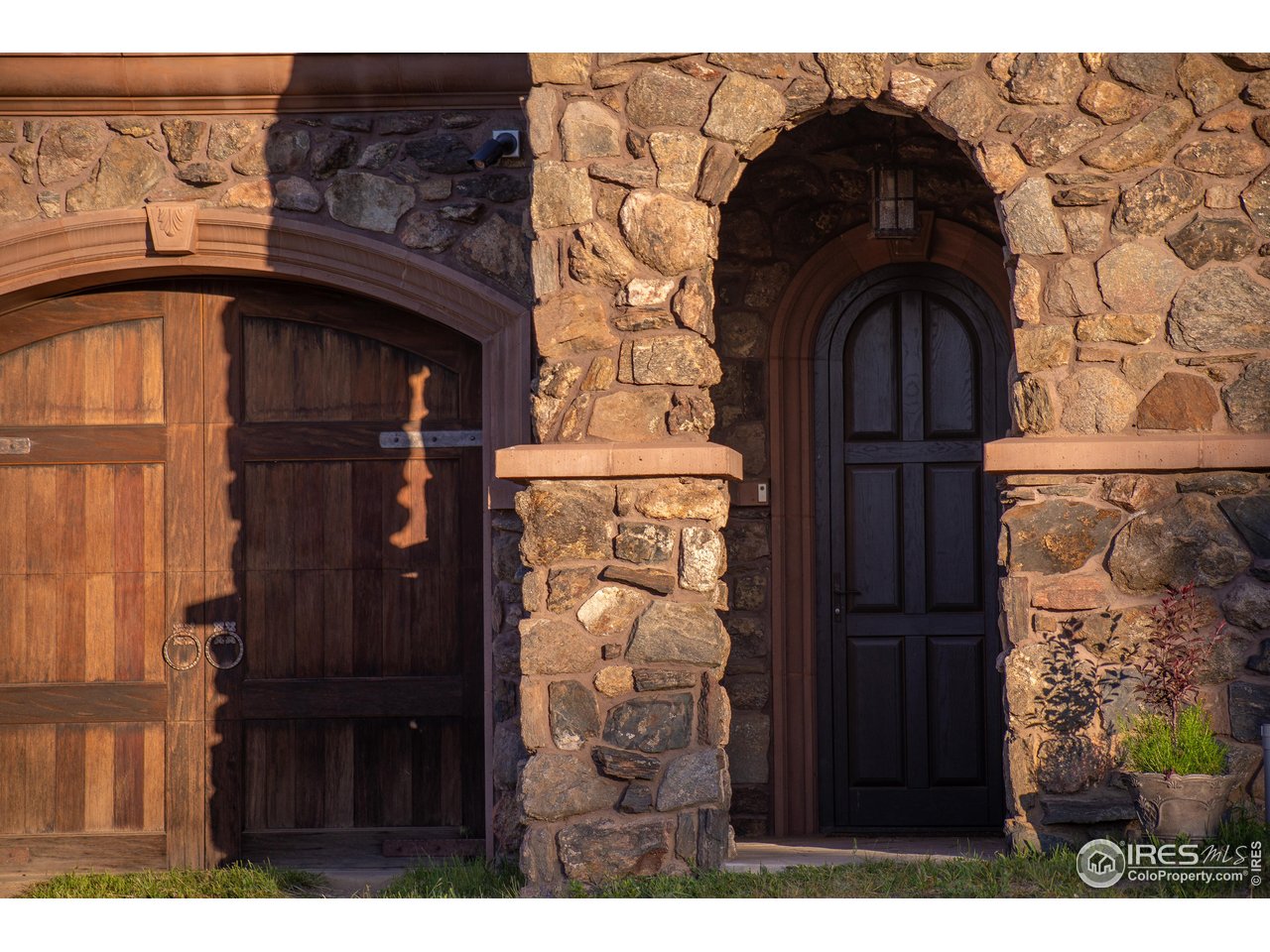 9200 Old Flowers Road Bellvue, CO 80512 - Photo 39 of 50 a view of entrance