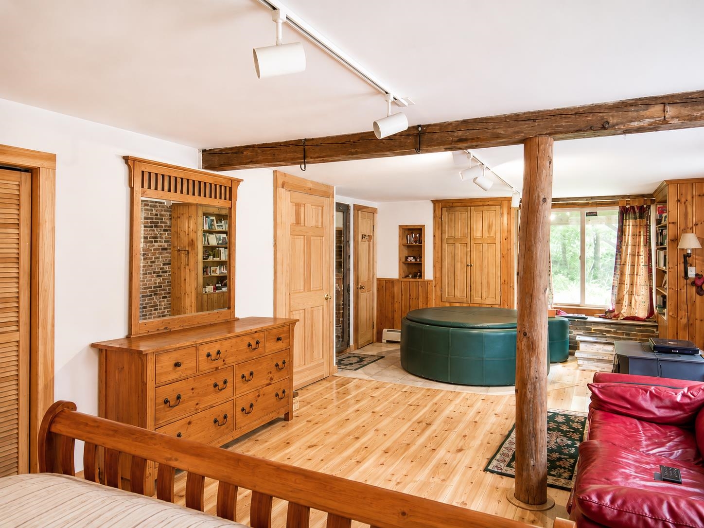 212 Thrall Road Poultney, VT 05764 - Photo 13 of 32 Gallery Image 13