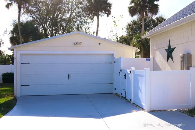 $299,000 | 122 New Hampshire Street, Edgewater, FL 32132