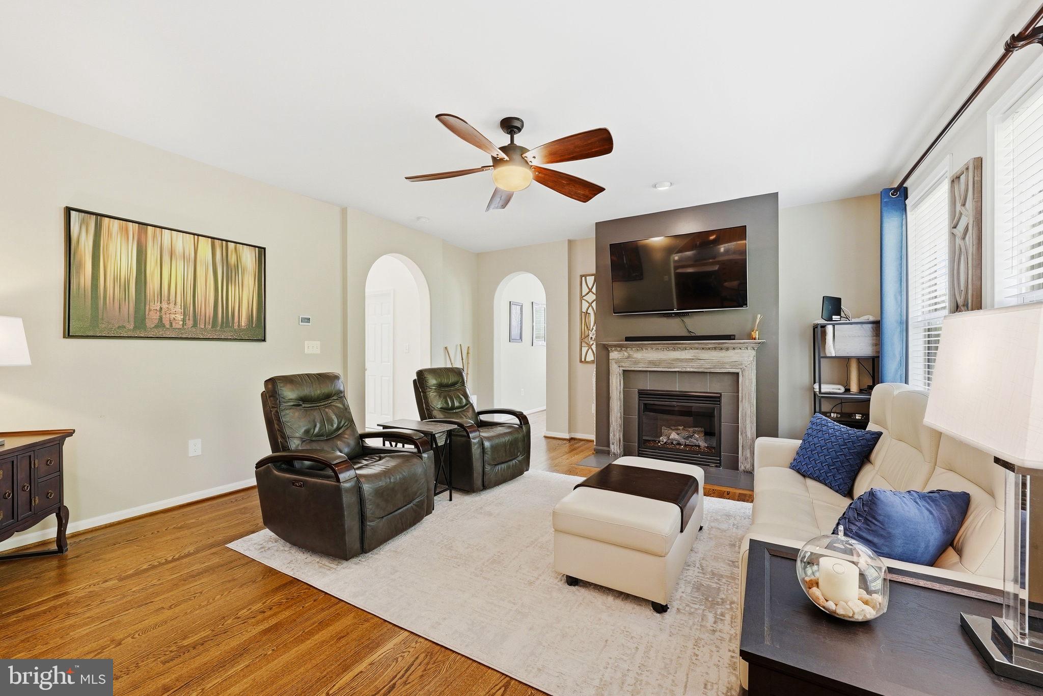 8315 Shimmering Rock Road Gainesville, VA 20155 - Photo 13 of 55 Family Room - FP