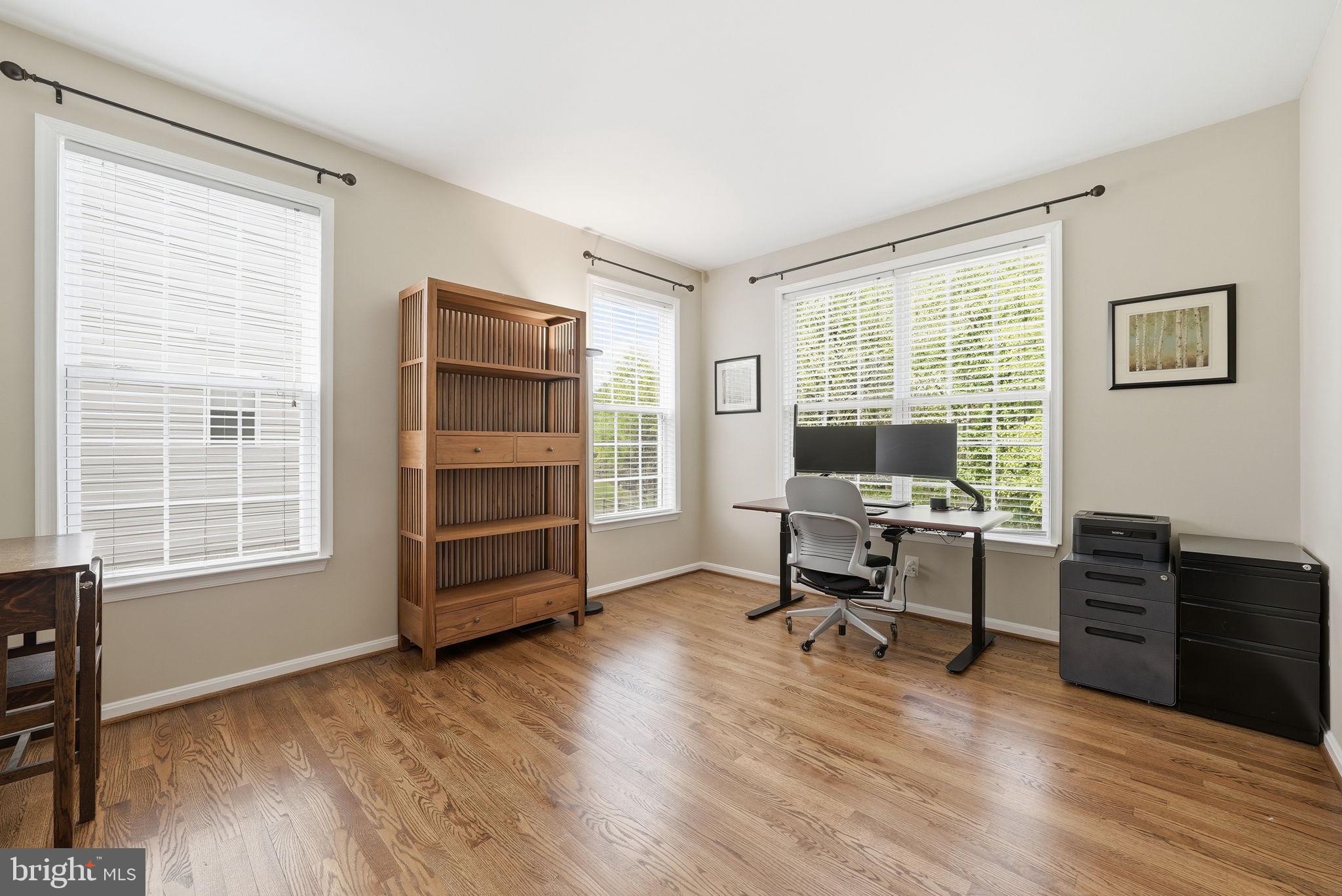 8315 Shimmering Rock Road Gainesville, VA 20155 - Photo 19 of 49 Study