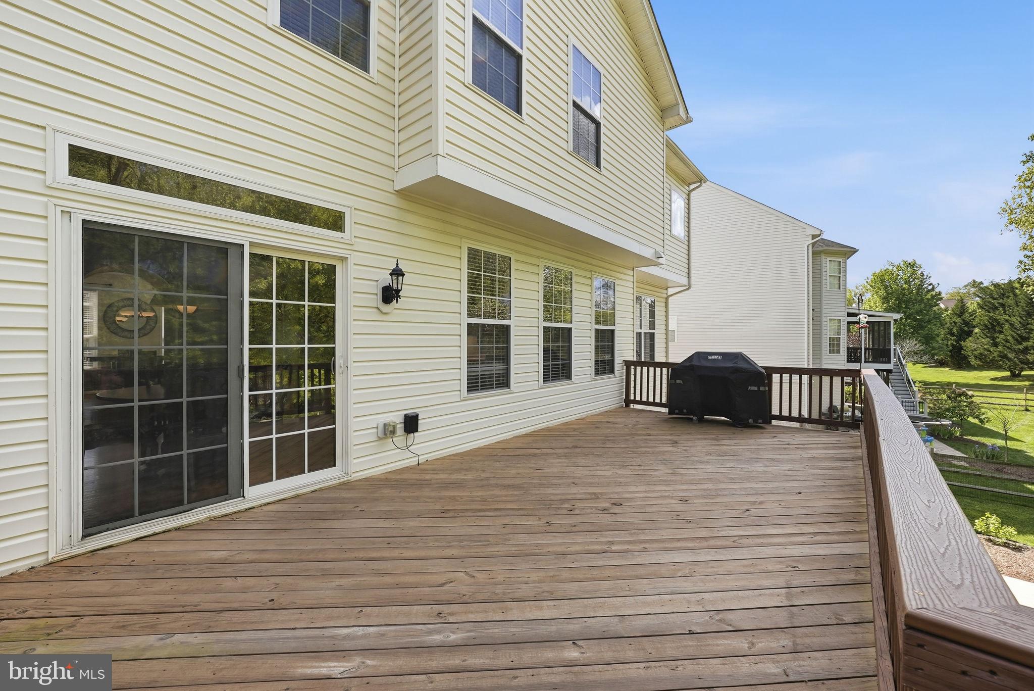 8315 Shimmering Rock Road Gainesville, VA 20155 - Photo 41 of 49 Deck
